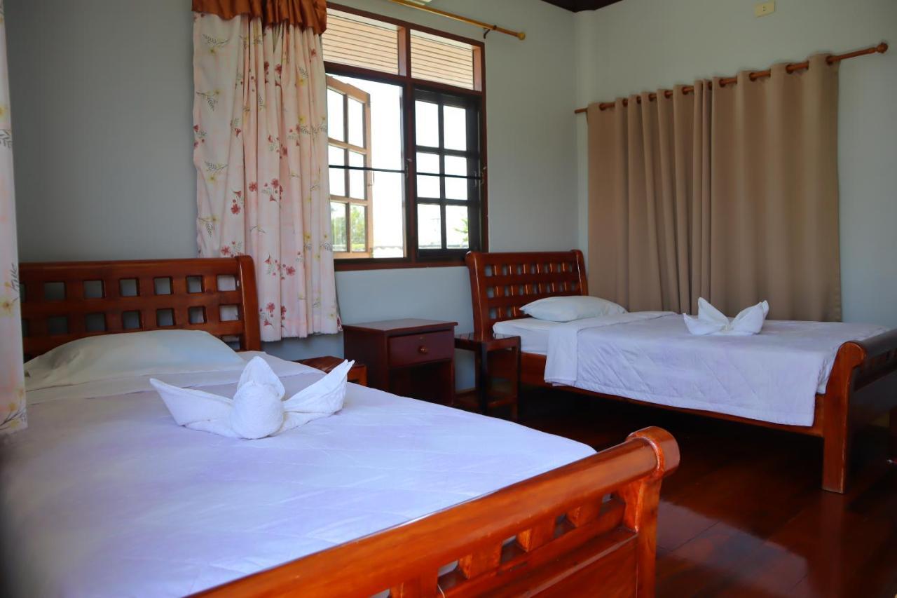 Ban Sulada Guest House Laem Ngop Exterior photo
