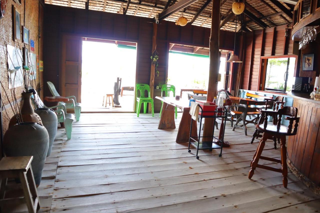 Ban Sulada Guest House Laem Ngop Exterior photo