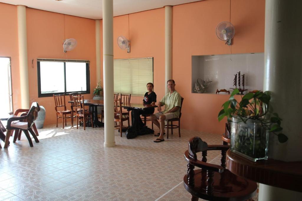 Ban Sulada Guest House Laem Ngop Exterior photo